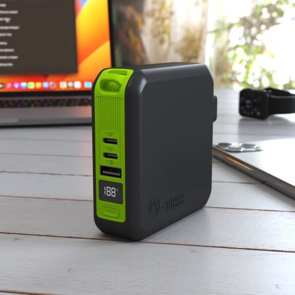 Goui Mbala Pro Wireless Wall Charger PD Power Bank 10,000mAh