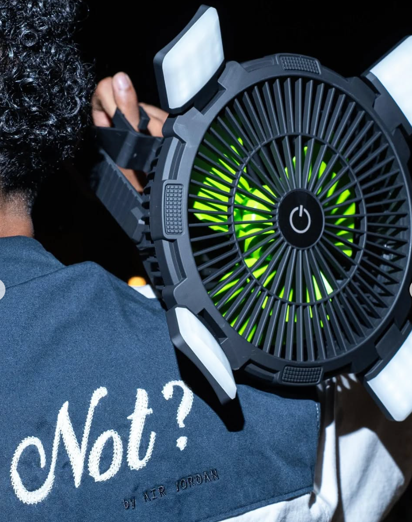 Goui Flow Multifunctional Fan with Light Power Bank 8'000mAh - Black