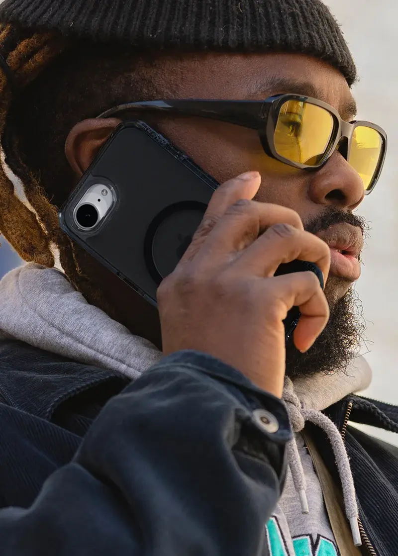 ITSKINS Hybrid R Vapor with Magsafe Case For iPhone 16e - Smoke