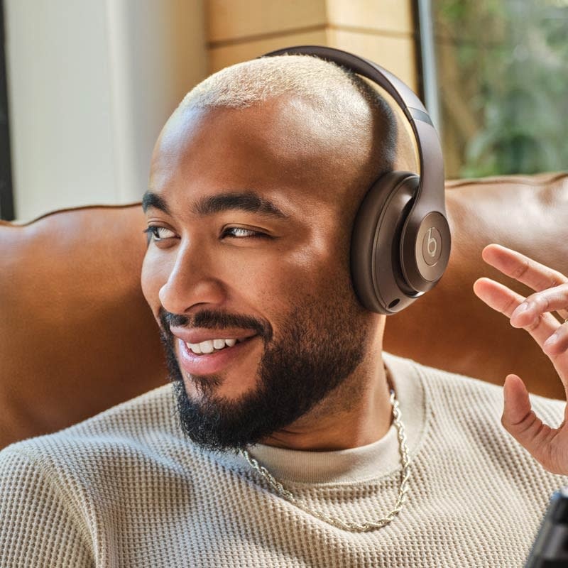 Beats Studio Pro Premium Wireless Noise Cancelling Headphones - Deep Brown