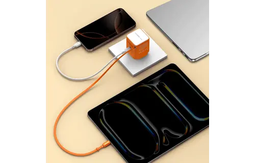 Momax 1-Charge Plus 1 Port GaN Charger 65W with Retractable USB-C Cable - Black