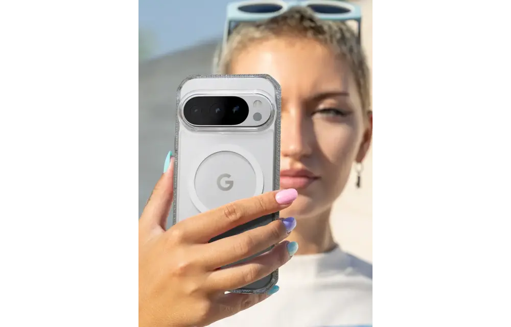 Itskins Hybrid Clear MagSafe Case for Google Pixel 10 Pro XL - Transparent