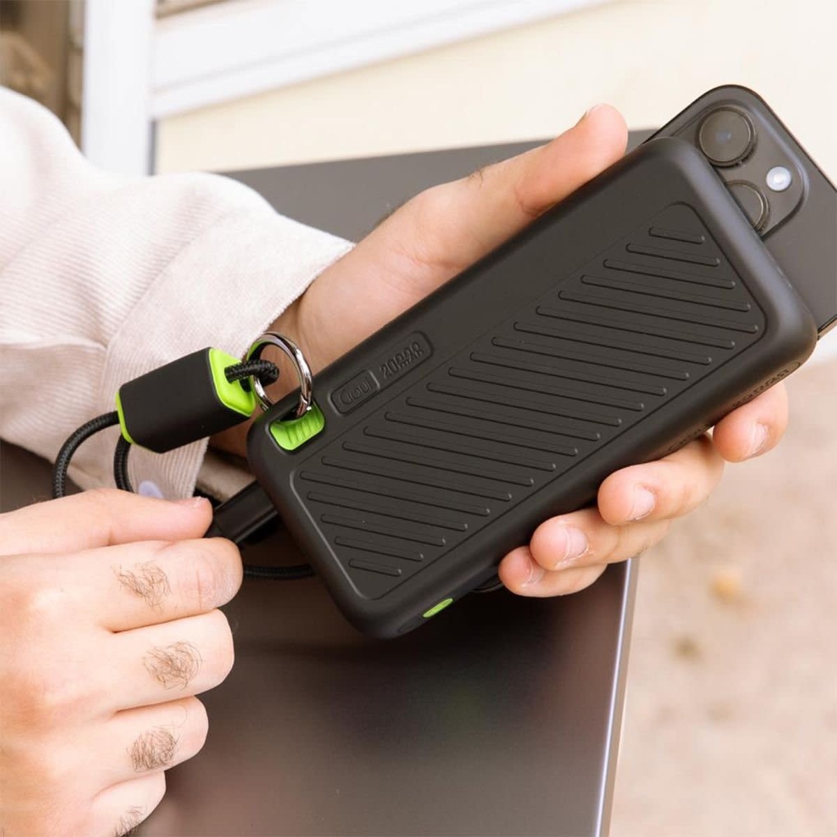 Goui Singi Power Bank Triple Output 20,000mAh - Black