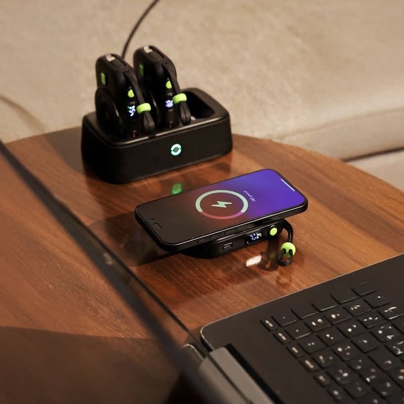 Goui Station Power Banks 3x 10,000mAh MagSafe Magnetic Wireless Charging - Black