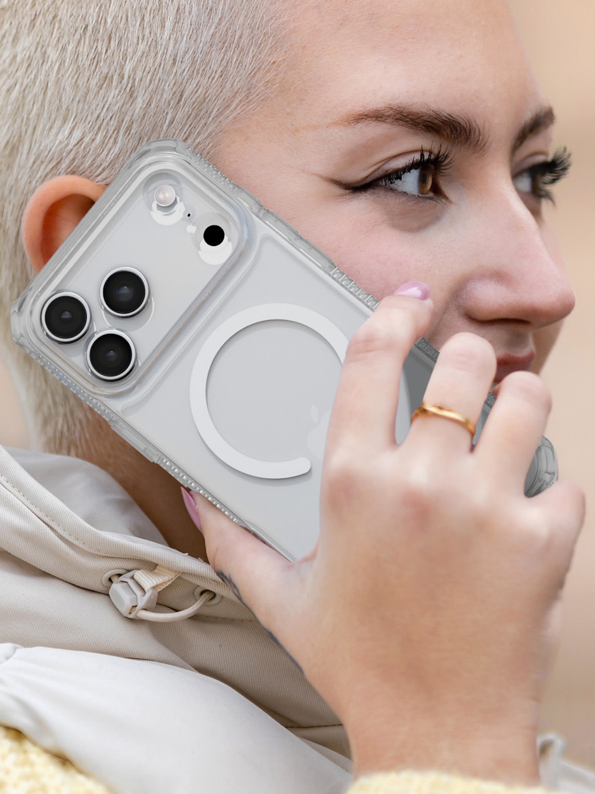 ITSKINS Hybrid R Clear With Magsafe Case for Apple iPhone 17 Pro - Transparent