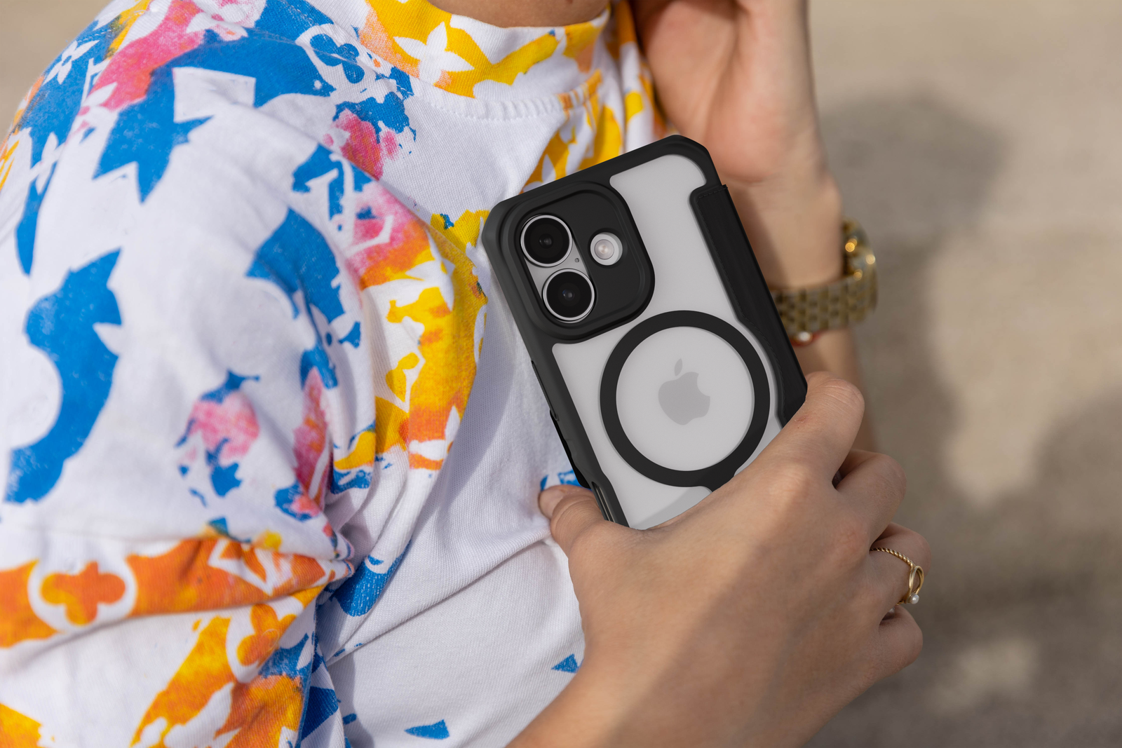 ITSKINS Hybrid R Leather Folio With MagSafe Case for Apple iPhone 17 - Black