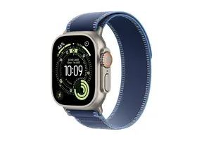 Apple Watch Ultra 3 GPS + Cellular 49mm Titanium Case Blue/Bright Blue Trail Loop M/L - Natural Titanium