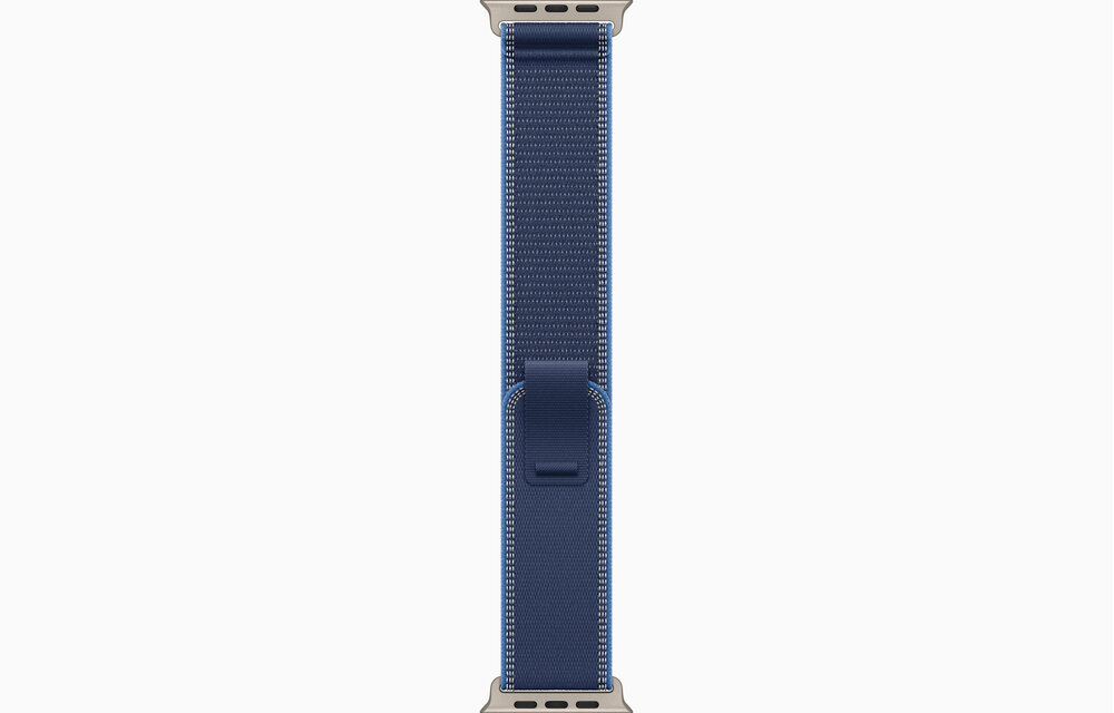 Apple Watch Ultra 3 GPS + Cellular 49mm Titanium Case Blue/Bright Blue Trail Loop M/L - Natural Titanium