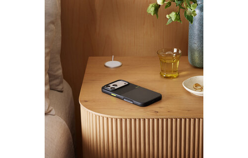 Apple Beats iPhone 17 Pro Max Rugged Case with MagSafe & Camera Control – Everest Black