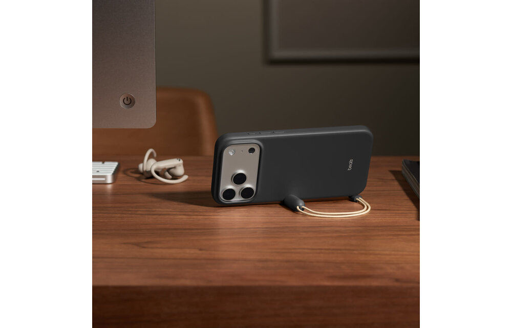 Apple Beats iPhone 17 Pro Max Kickstand Case with MagSafe & Camera Control – Granite Gray