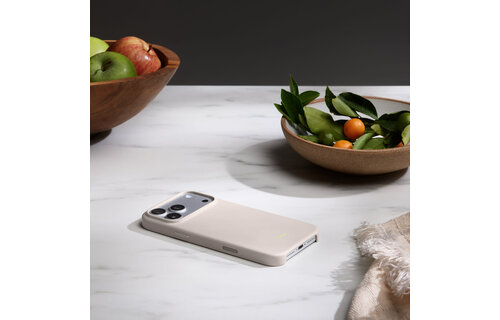 Apple Beats iPhone 17 Pro Max Case with MagSafe & Camera Control – Lime Stone