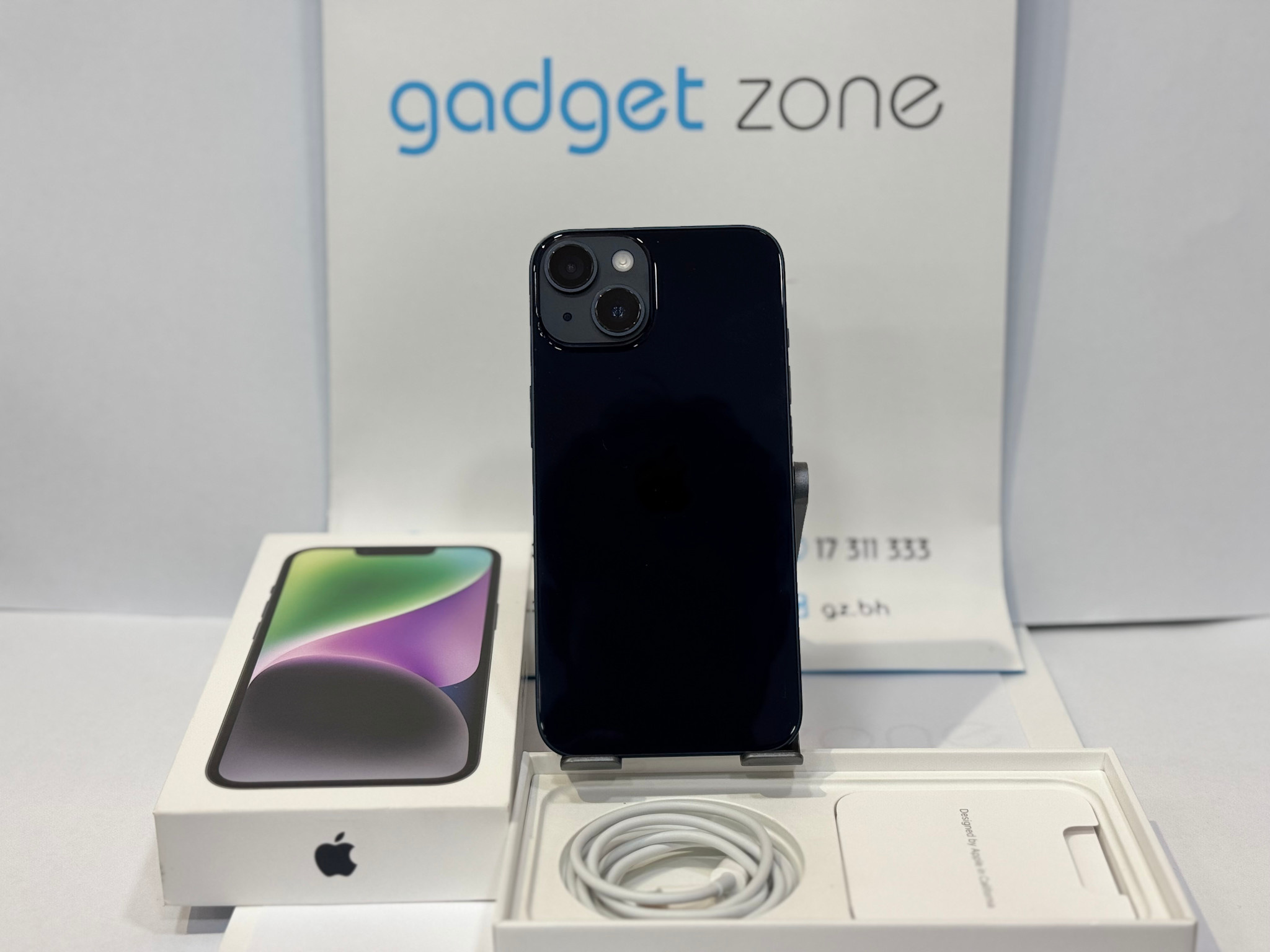 Apple iPhone 14 , 128GB (USED) - Midnight