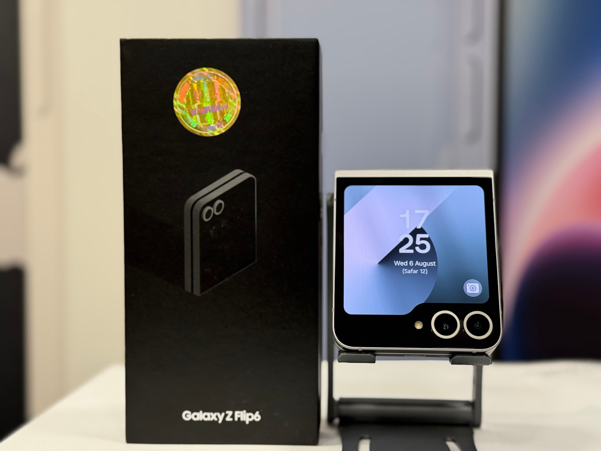 Samsung Galaxy Z Flip6 5G 512GB 12GB - Silver Shadow Used