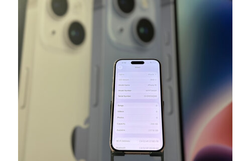 Apple iPhone 15 256 GB - Pink - USED