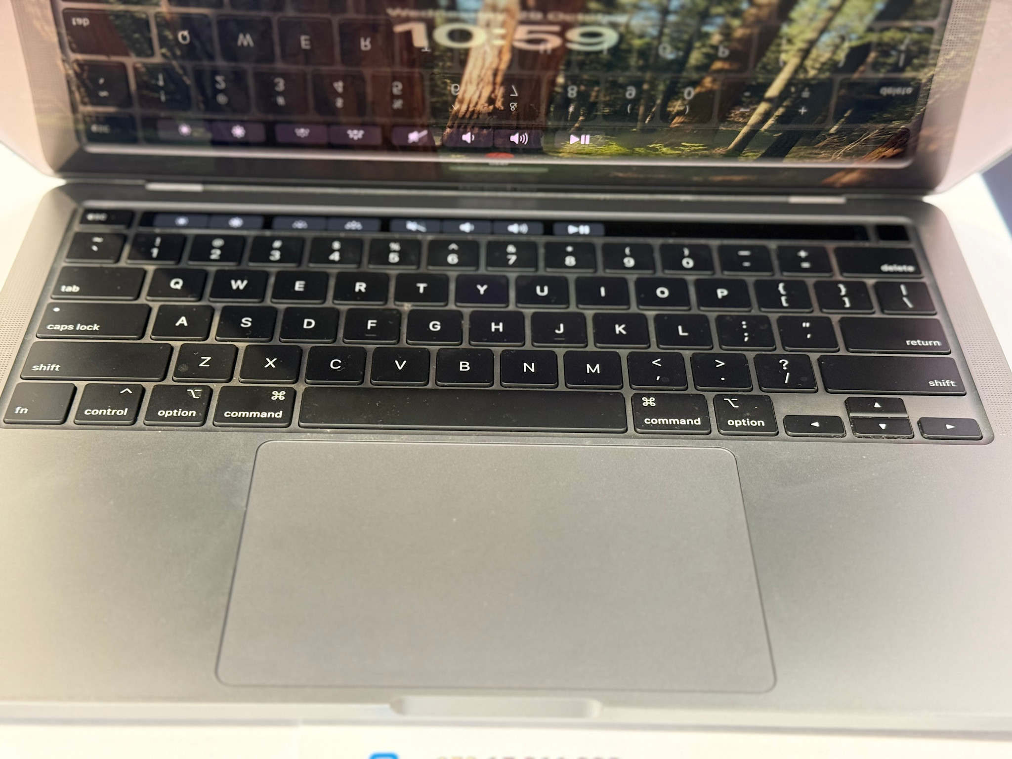 Apple MacBook Pro 13" With Touch 16GB , 512GB SSD (2020) i5 En - Space Grey - USED