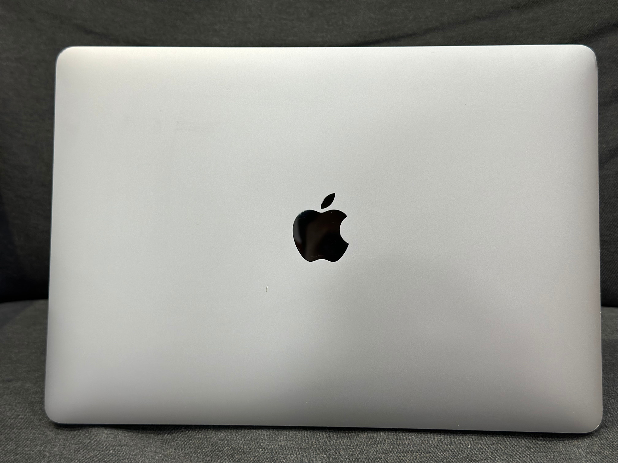 Apple MacBook Pro 13" With Touch 16GB , 512GB SSD (2020) i5 En - Space Grey - USED