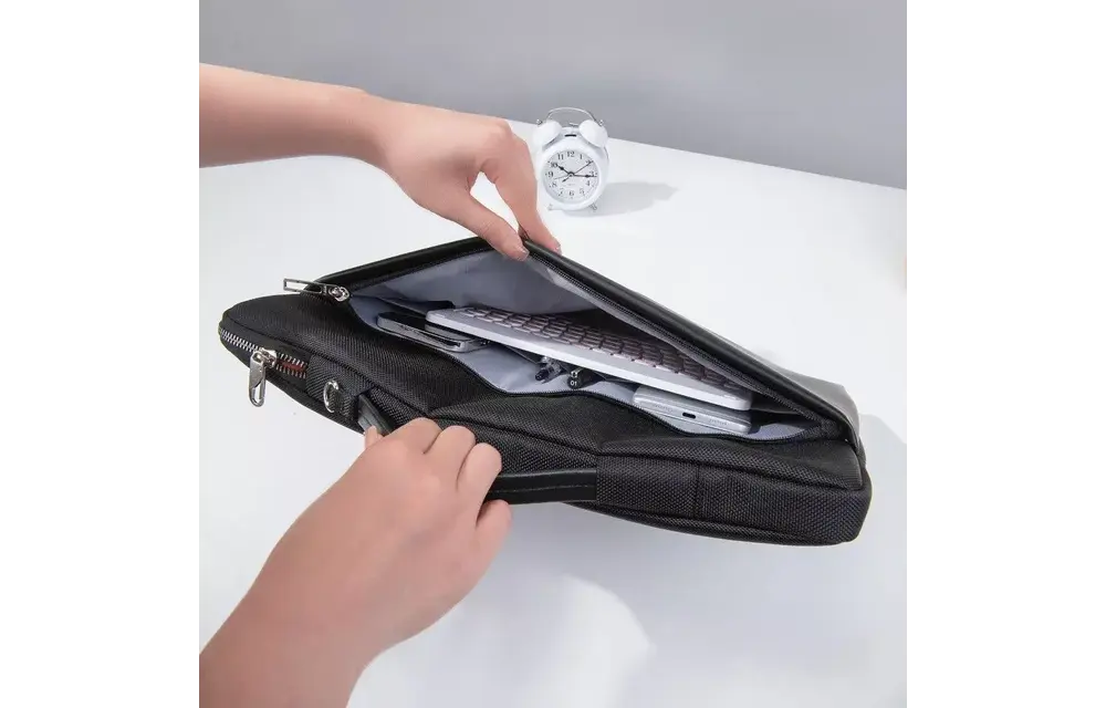 WiWU Hali Water-resistant Sleeve for Laptop and MacBook 13"/14" - Black