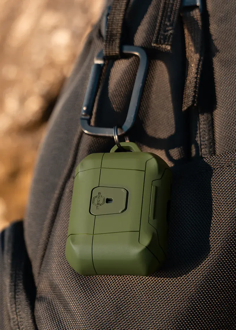 ITSKINS Hybrid Stand Pro With Lock Case for AirPods Pro 3  - Olive Green