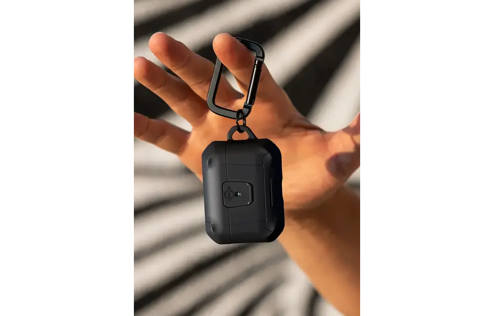 ITSKINS Hybrid Stand Pro With Lock Case for AirPods Pro 3  - Black