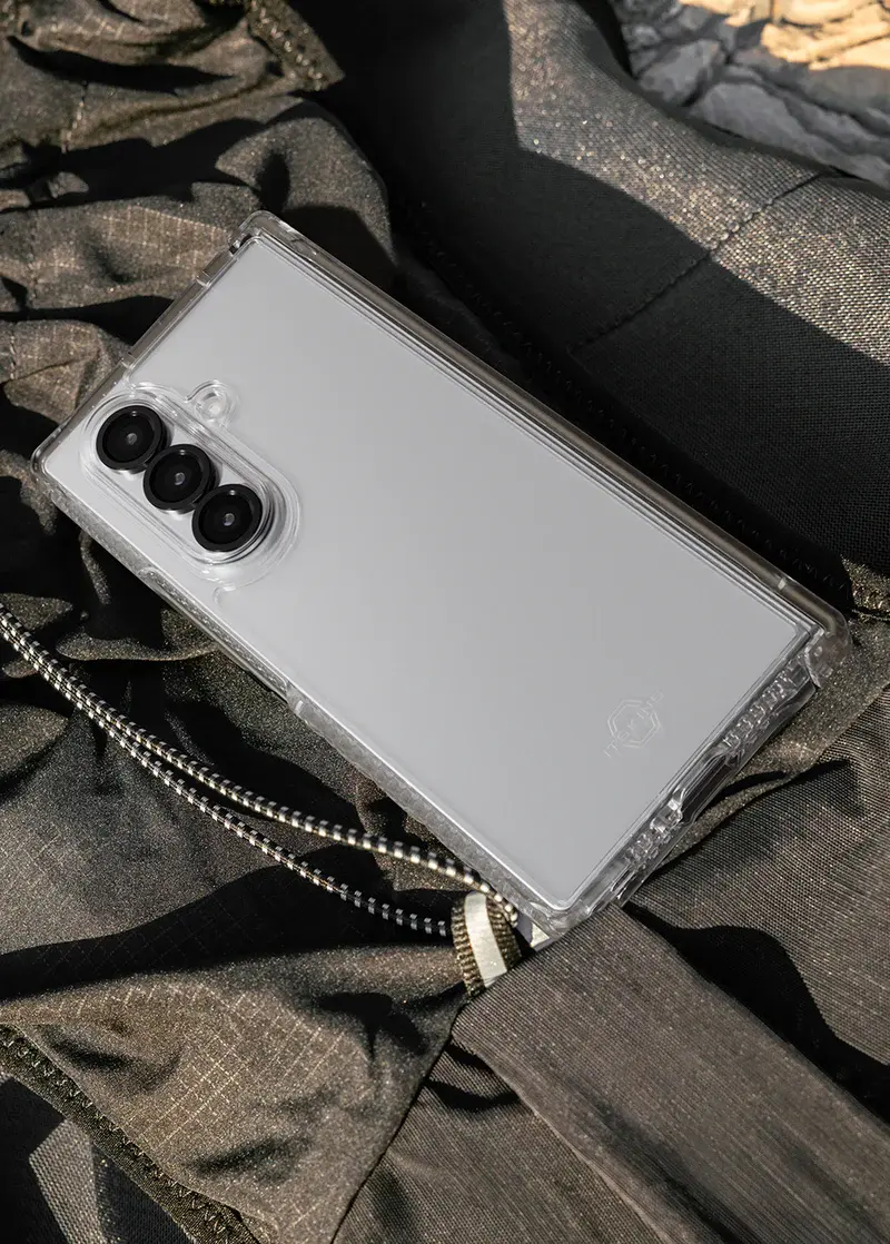 ITSKINS Hybrid Clear Hinge with MagSafe Case for Samsung Galaxy Z Fold 7 - Transparent