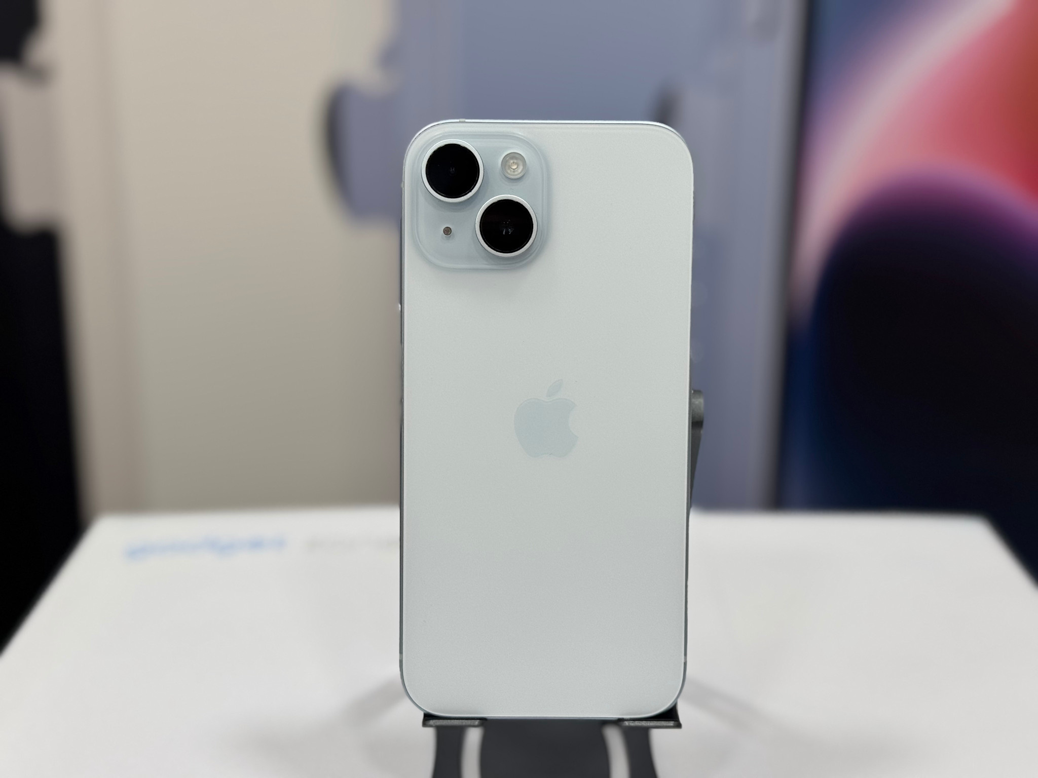 Apple iPhone 15 128GB  Blue - USED