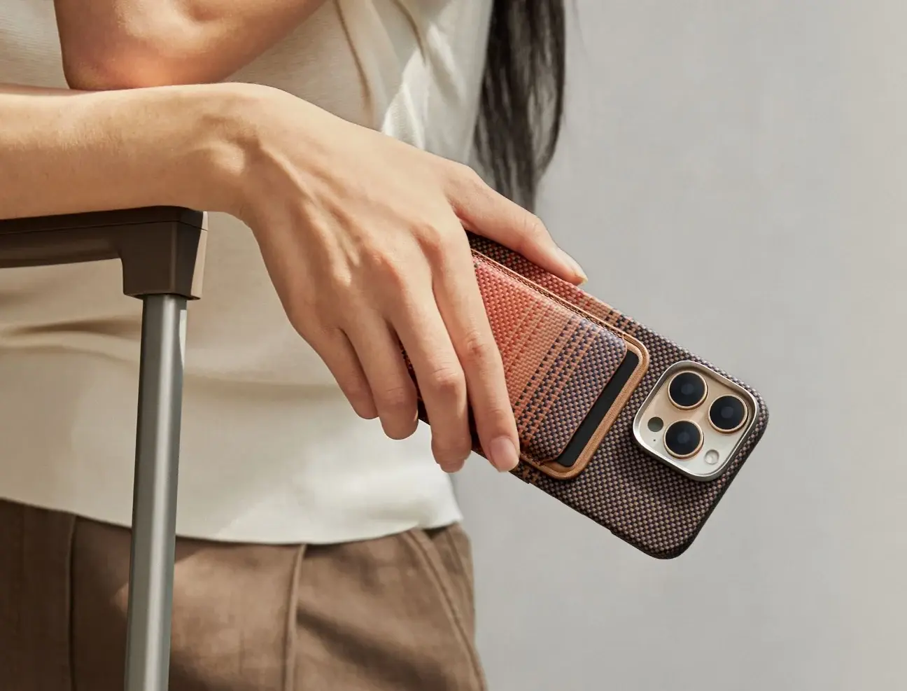 PITAKA MagSafe Woven Wallet - Sunset