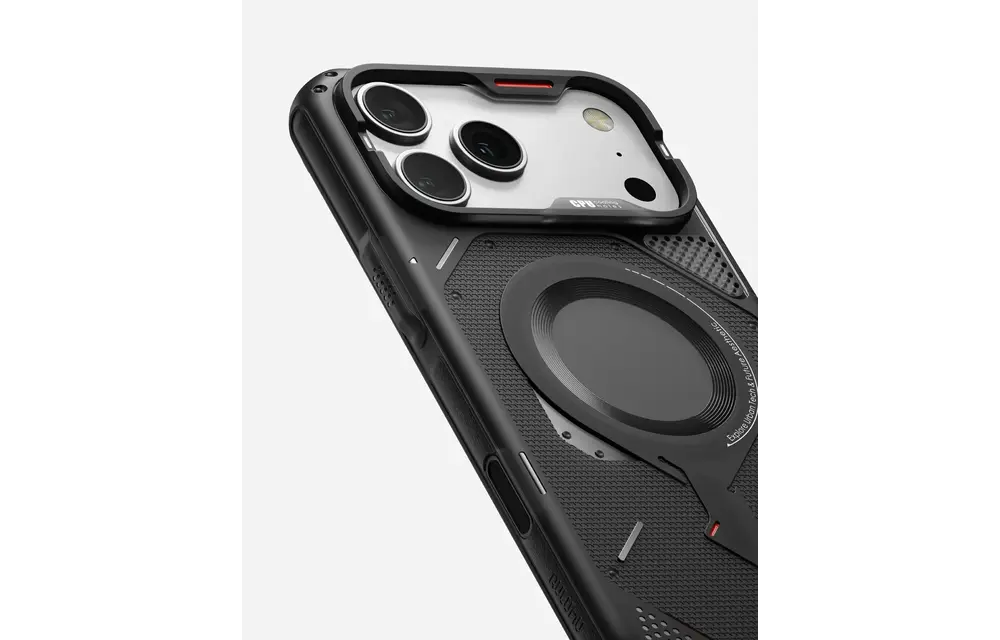 AULUMU A17 Rugged Outdoor MagSafe Case for iPhone 17 Pro - Translucent Black