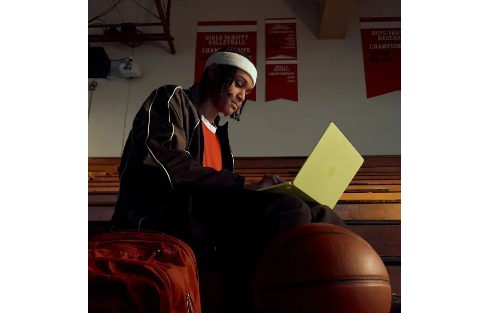 Apple MacBook Neo13-inch A18 Pro chip with 6‑core CPU and 5‑core GPU, 8GB, 512GB SSD English & Arabic Touch ID - Silver