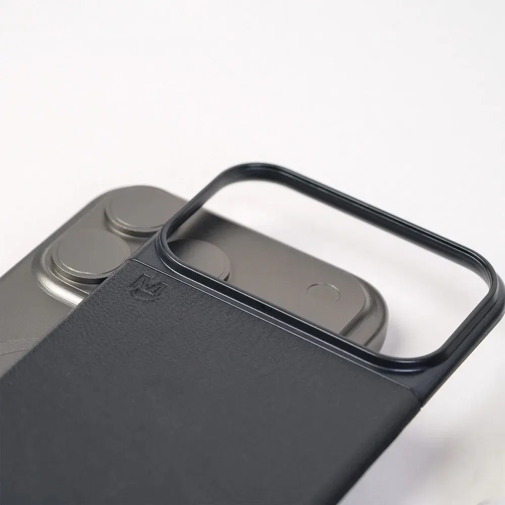 Matter HT Cactus Leather Snap MagSafe Case for Apple iPhone 17 Pro Carbon