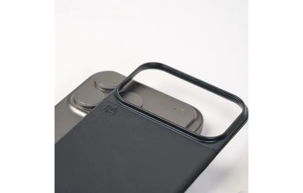 Matter HT Cactus Leather Snap MagSafe Case for Apple iPhone 17 Pro Max Carbon