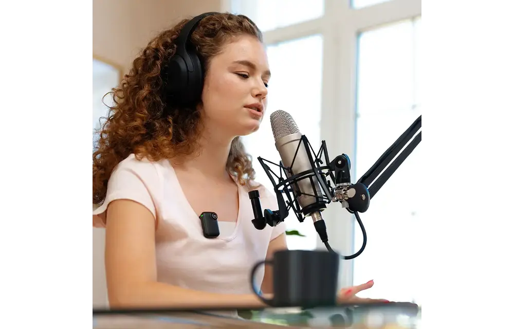 Powerology Pure Q1 AI Noise-Cancelling Microphone - Black