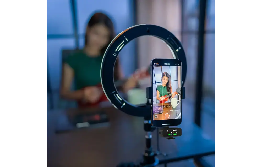 Powerology Pure Q1 AI Noise-Cancelling Microphone - Black