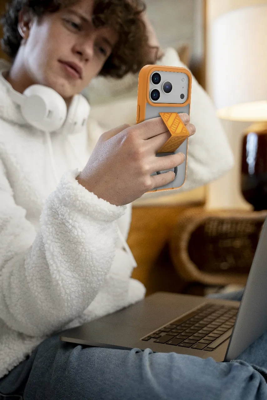 Levelo Morphix Clara Grip MagSafe Case For iPhone 17 Pro Max - Sunrise Orange