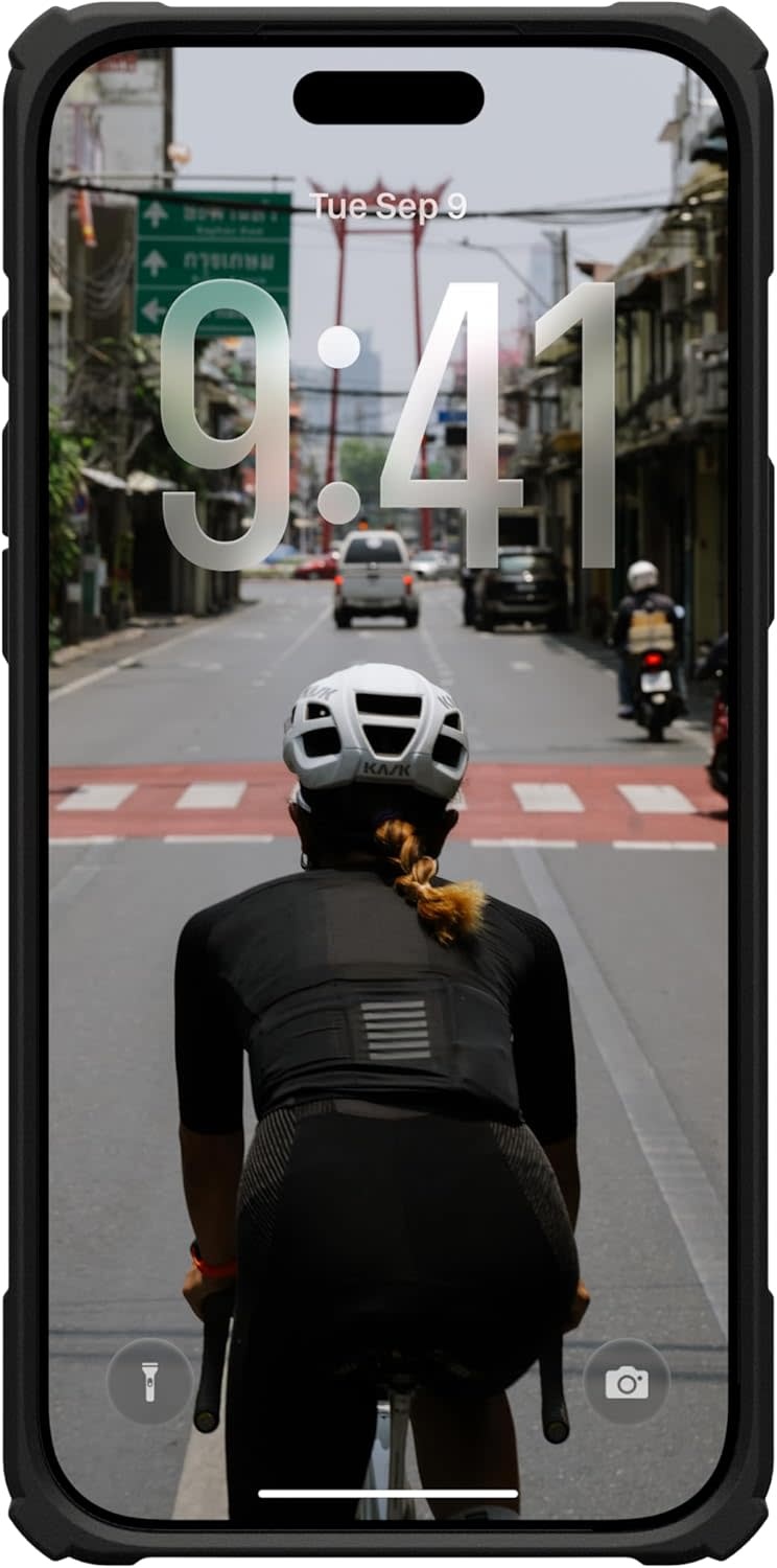 UAG Plasma XTE MagSafe Case for Apple iPhone 17 Pro Max - Black and Clear