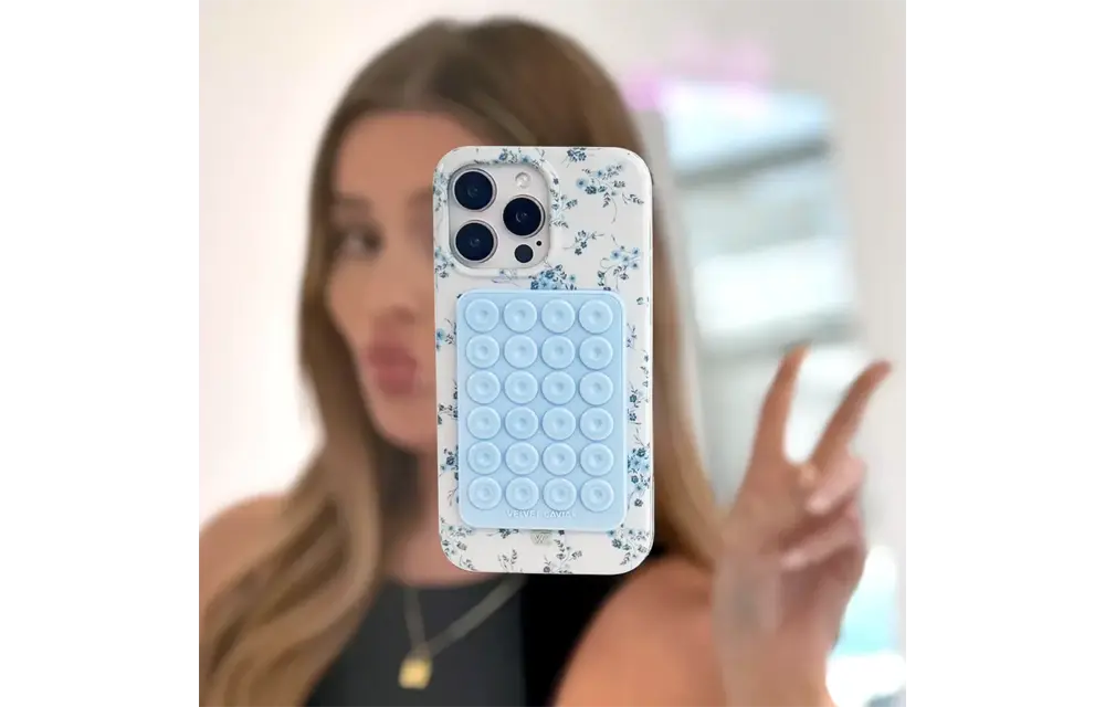 VELVET CAVIAR MightyGrip MagSafe Phone Mount - Blue