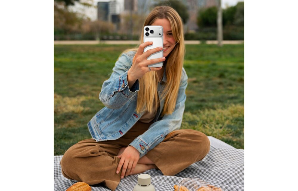 Levelo Trio Pro 2 in 1 Detachable Camera Lens Protector for iPhone 17 Pro - Silver