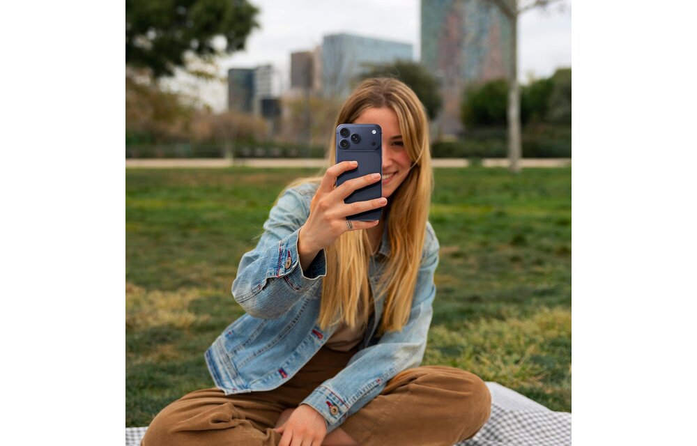 Levelo Trio Pro 2 in 1 Detachable Camera Lens Protector for iPhone 17 Pro - Orange
