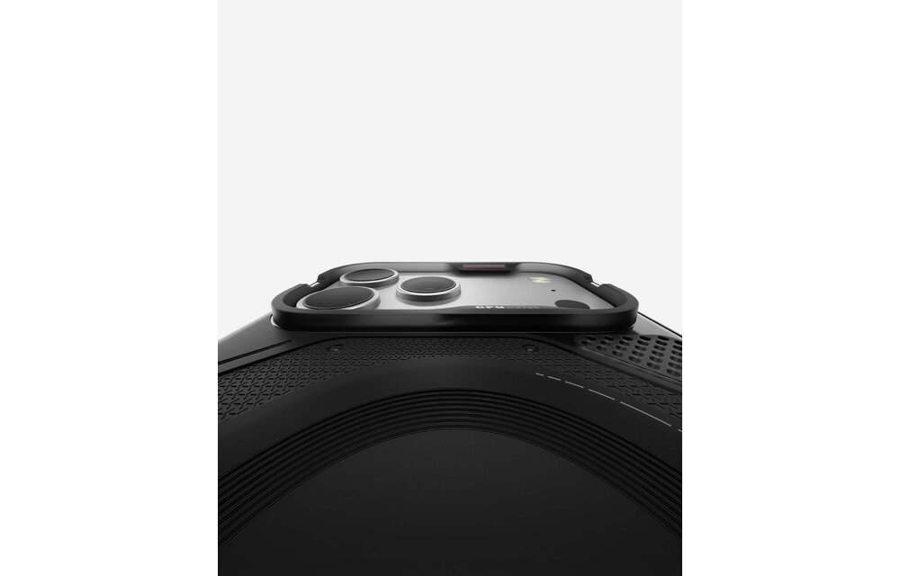 AULUMU A17 Rugged Outdoor MagSafe Case for iPhone 17 Pro Max - Translucent Black