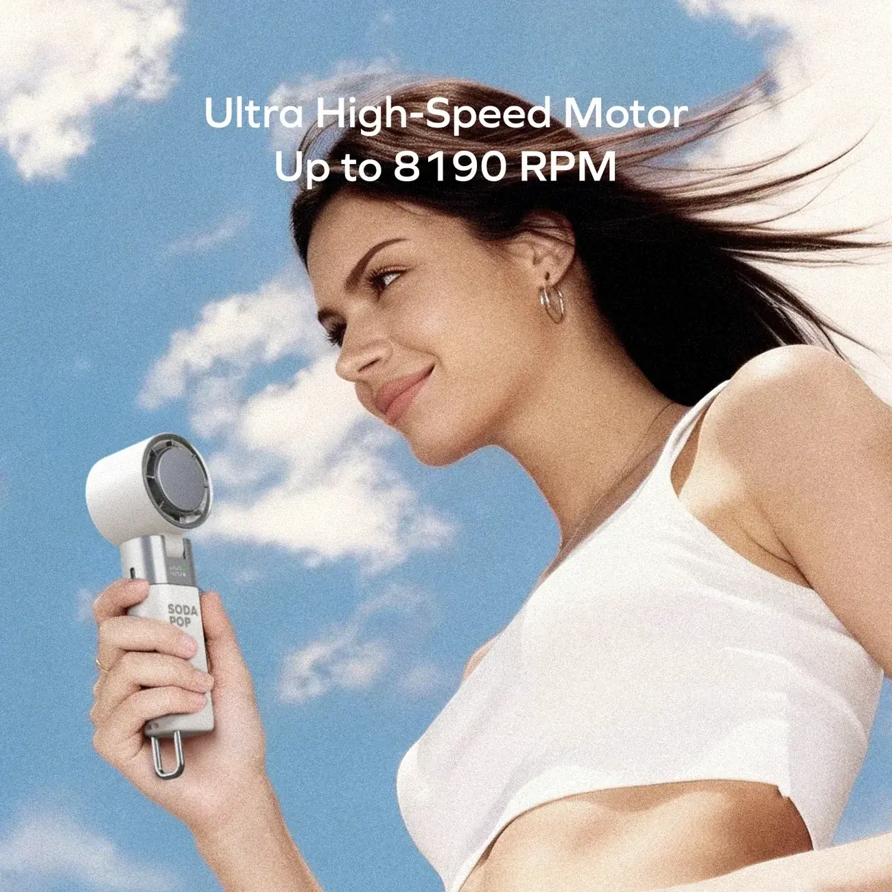 Momax Go Freeze Compact Foldable Icy Cooling Fan - White