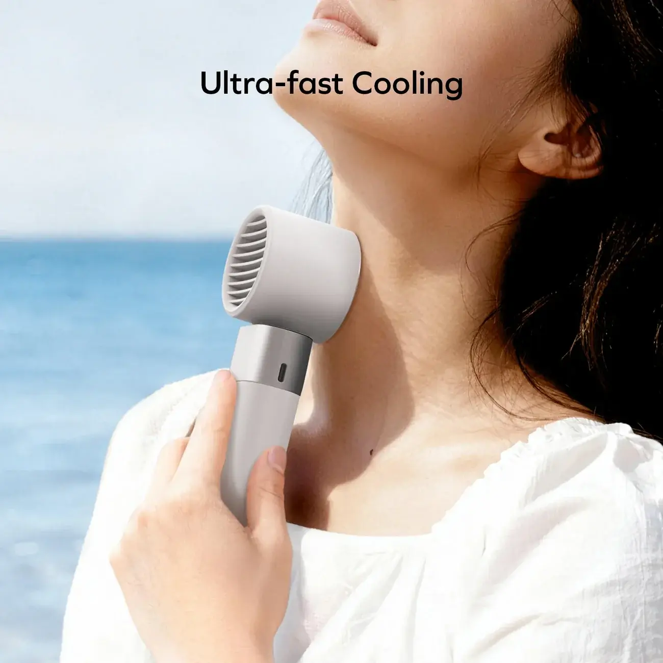 Momax Go Freeze Compact Foldable Icy Cooling Fan - White
