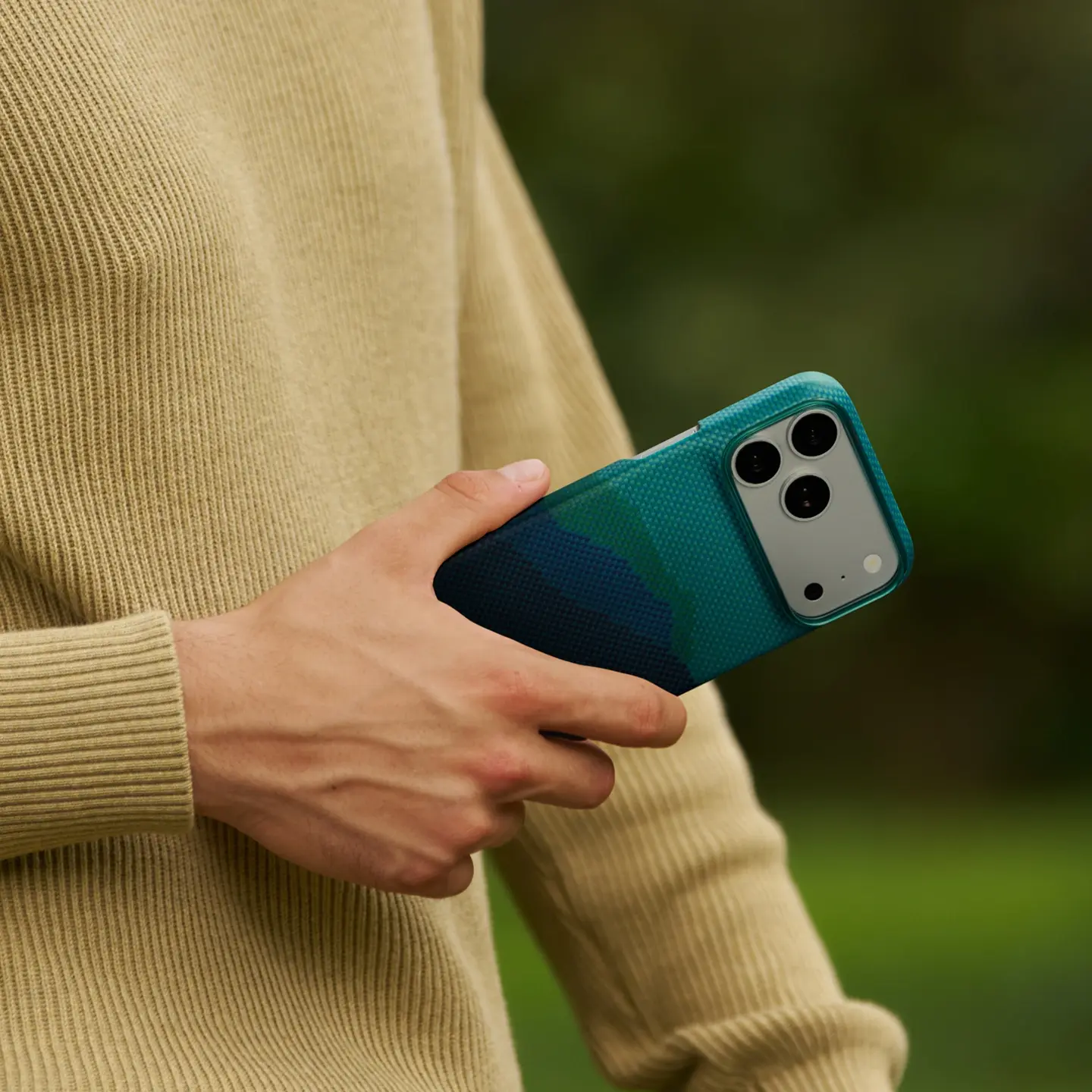 Pitaka Ultra Slim PitaTap MagSafe Case for iPhone 18 Pro Max / 17 Pro Max - Over the Horizon Summer Noon