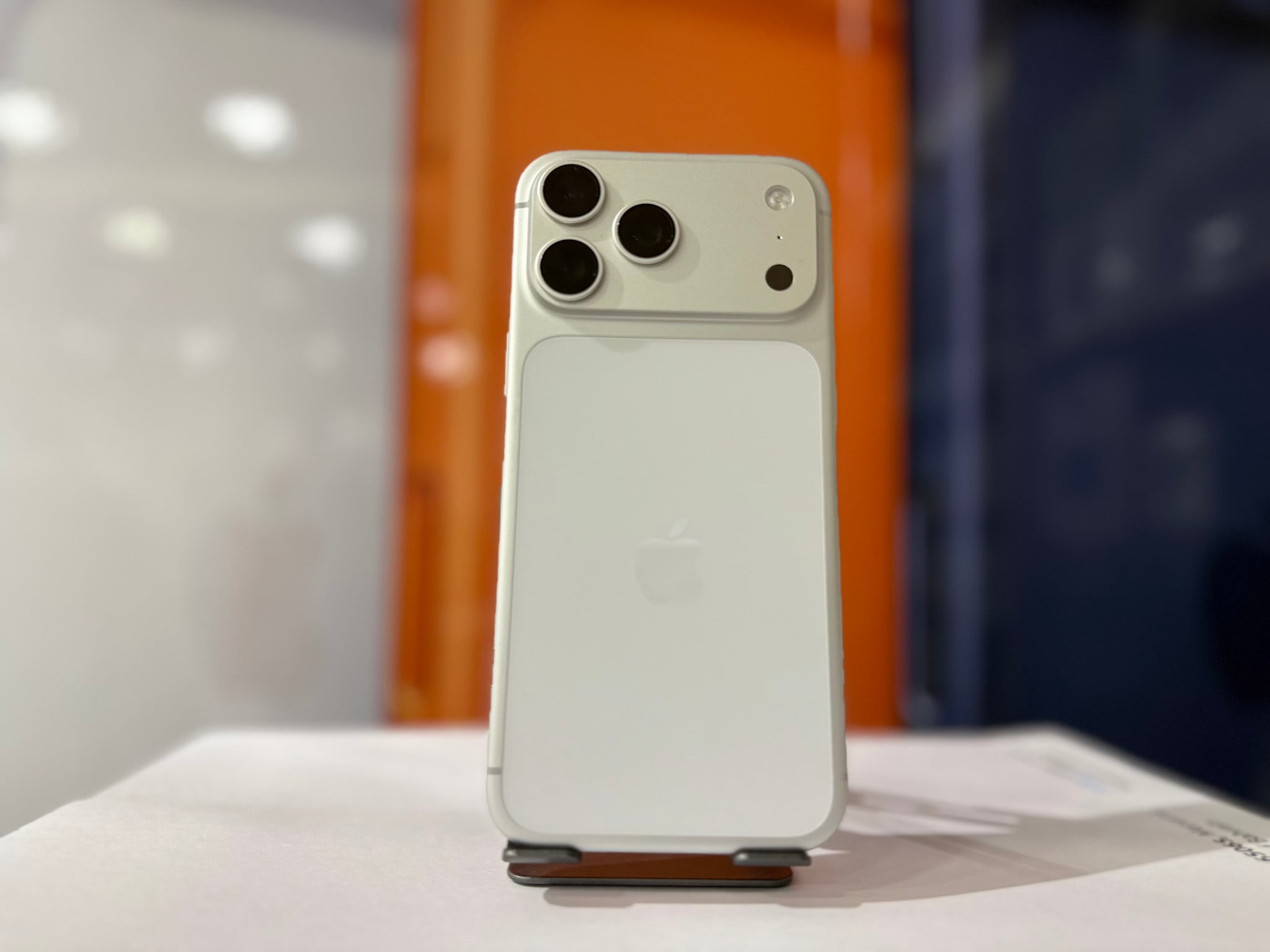 Apple iPhone 17 Pro Max 1TB - Silver USED