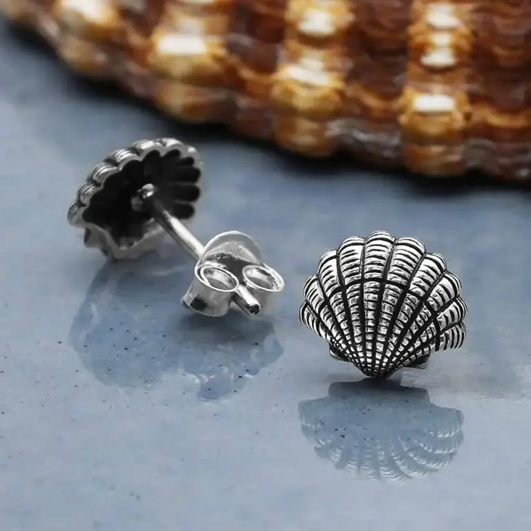 Nina Designs ND Scallop Stud Earrings