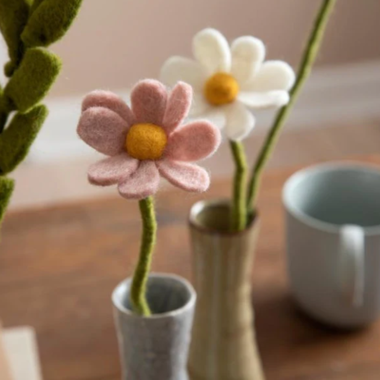 EGS EGS Fair Trade Felt Anemone Dusty Light Green