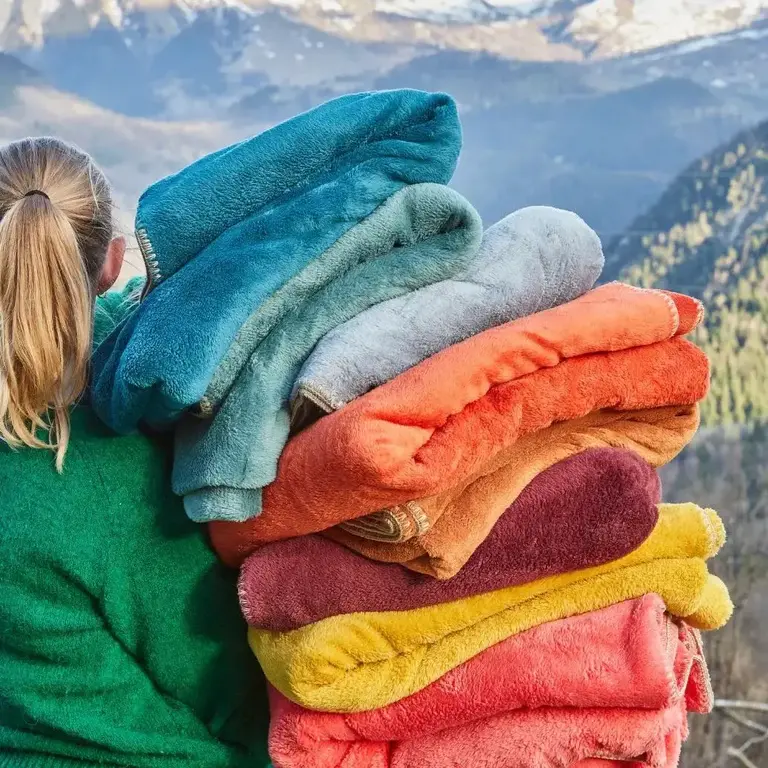 Sylvie Thiriez Sylvie Thiriez Bien Au Chaud Polar Blanket