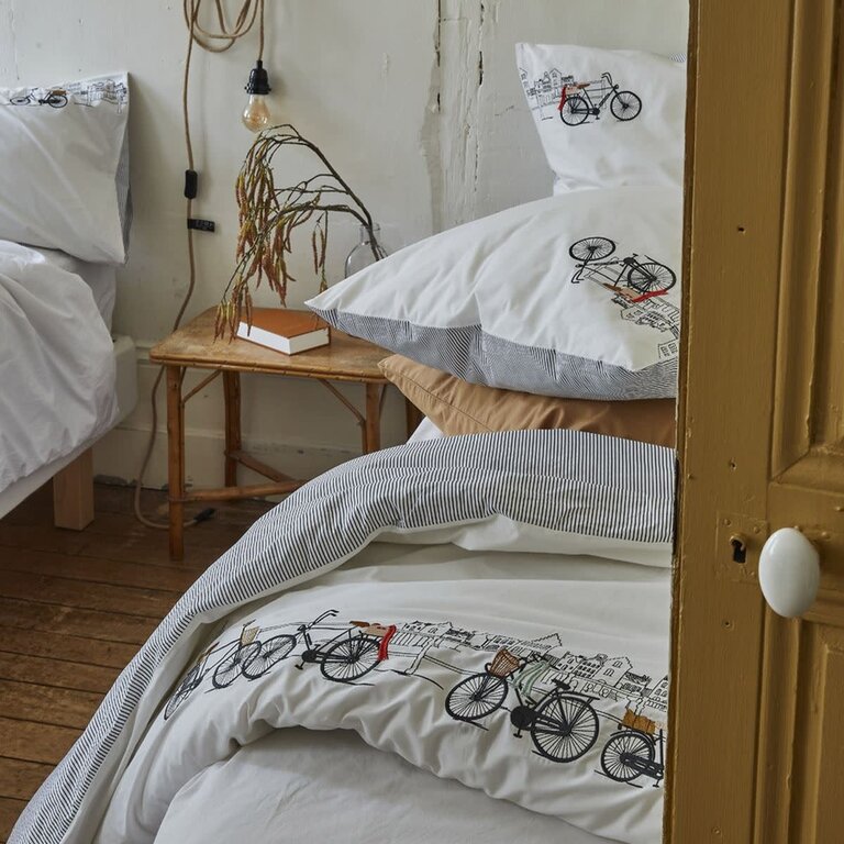 Sylvie Thiriez Sylvie Thiriez Embroidered Duvet Cover Amsterdam