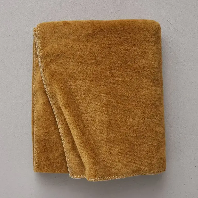 Sylvie Thiriez Sylvie Thiriez Bien Au Chaud Polar Blanket