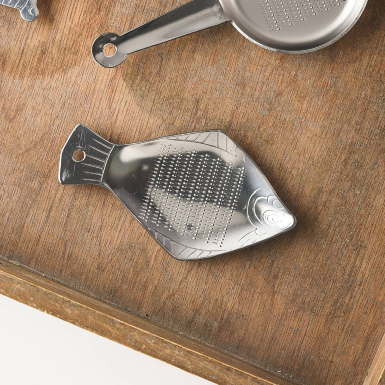 Ya-Ma Ya-Ma Japan Mini Grater Fish SS