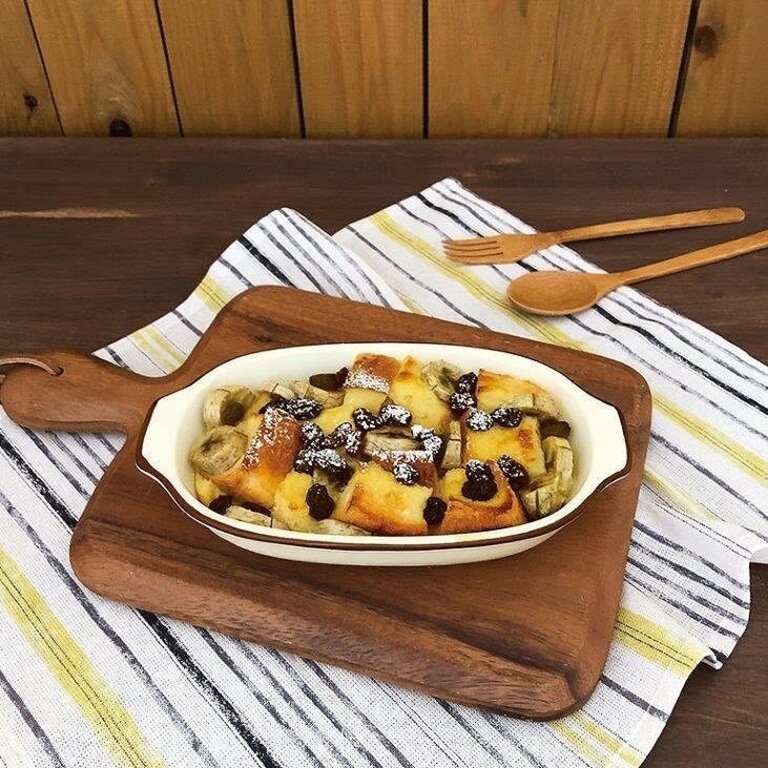 Fika Japan Fika Oval Gratin Baking Dish Ivory Cat