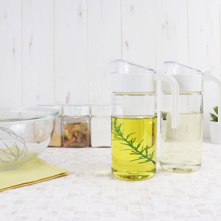 Kumu Japan Freshlock Dressing Container 550ml